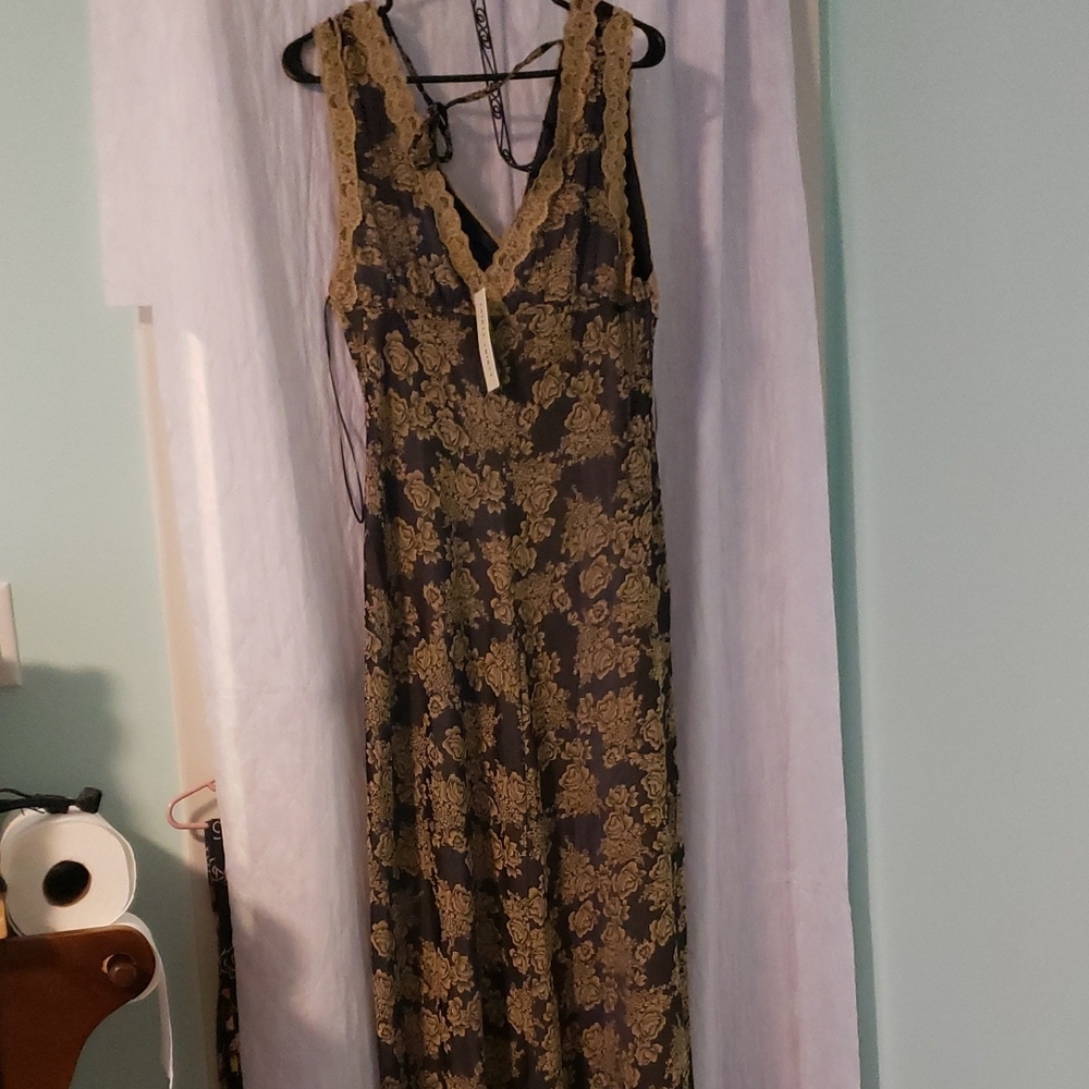 Womens Thirty/thirty L.A . Evening Dress Size XL NWTs.    (#70)